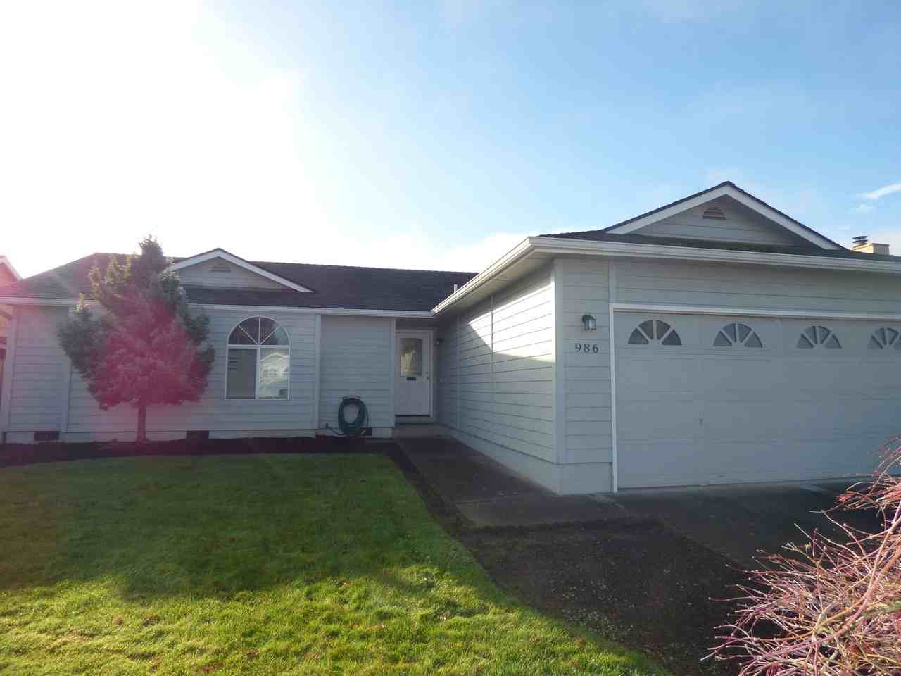 986 Eastwind Ct N - Photo 2 of 25