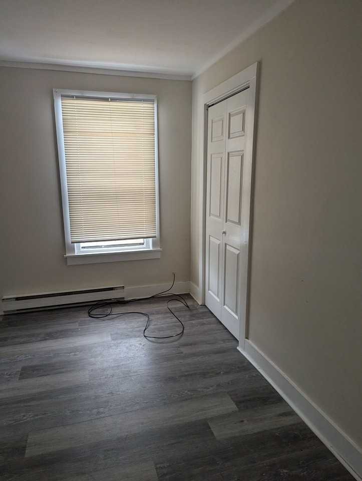 10 Village St Apt B - Photo 3 of 10