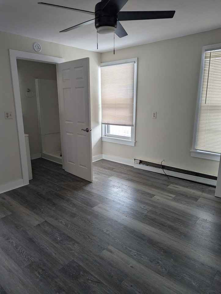 10 Village St Apt B - Photo 6 of 10