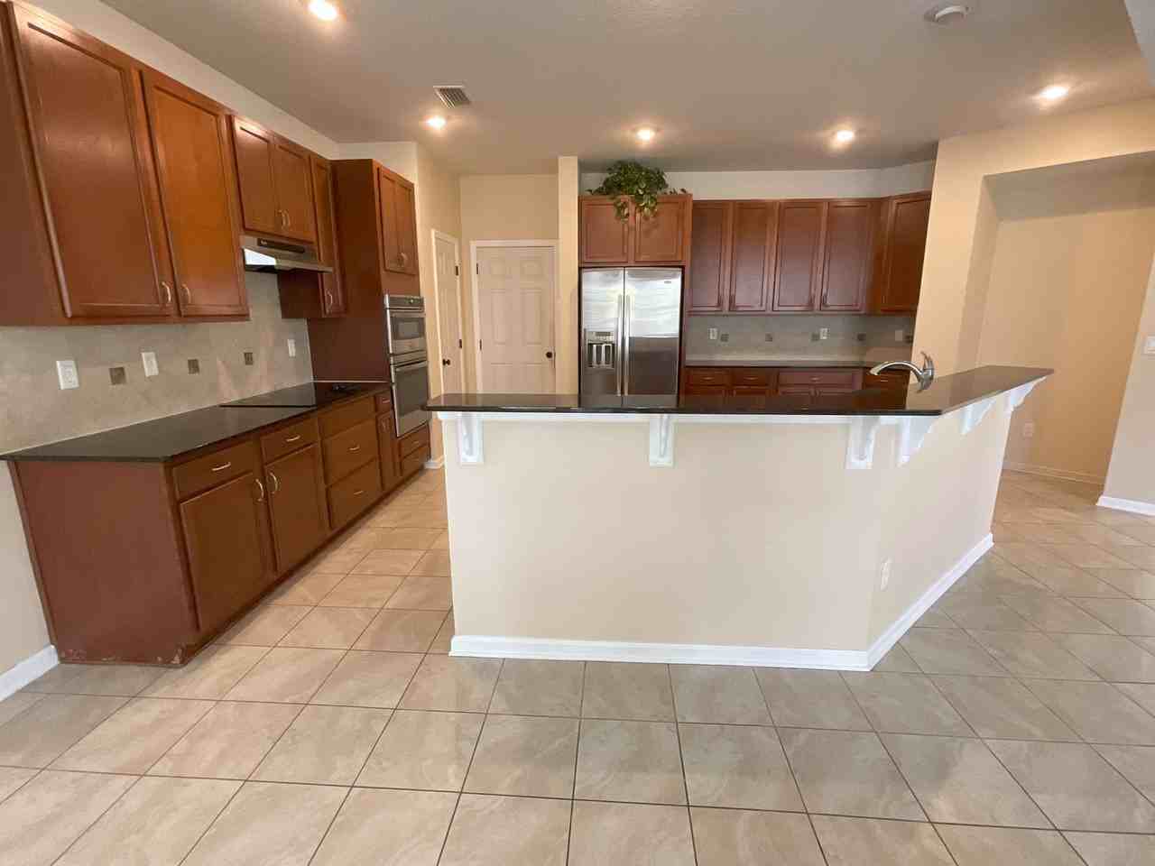 133 Camden Cay Dr - Photo 2 of 38