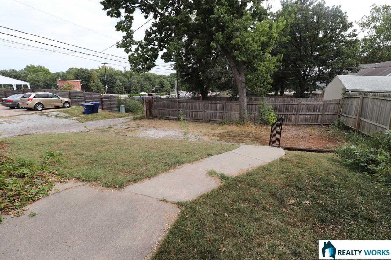 1420 S 28th St - Photo 2 of 10