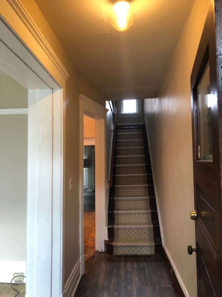 1428 1/2 E 3rd St - Photo 3 of 15