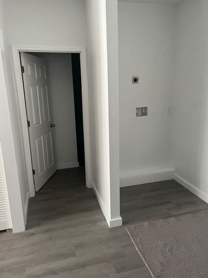 1859 E 11th St - Photo 2 of 16