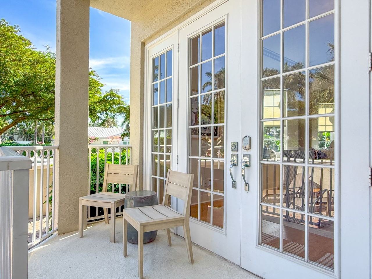 453 8th Ave S #106 - Photo 6 of 50