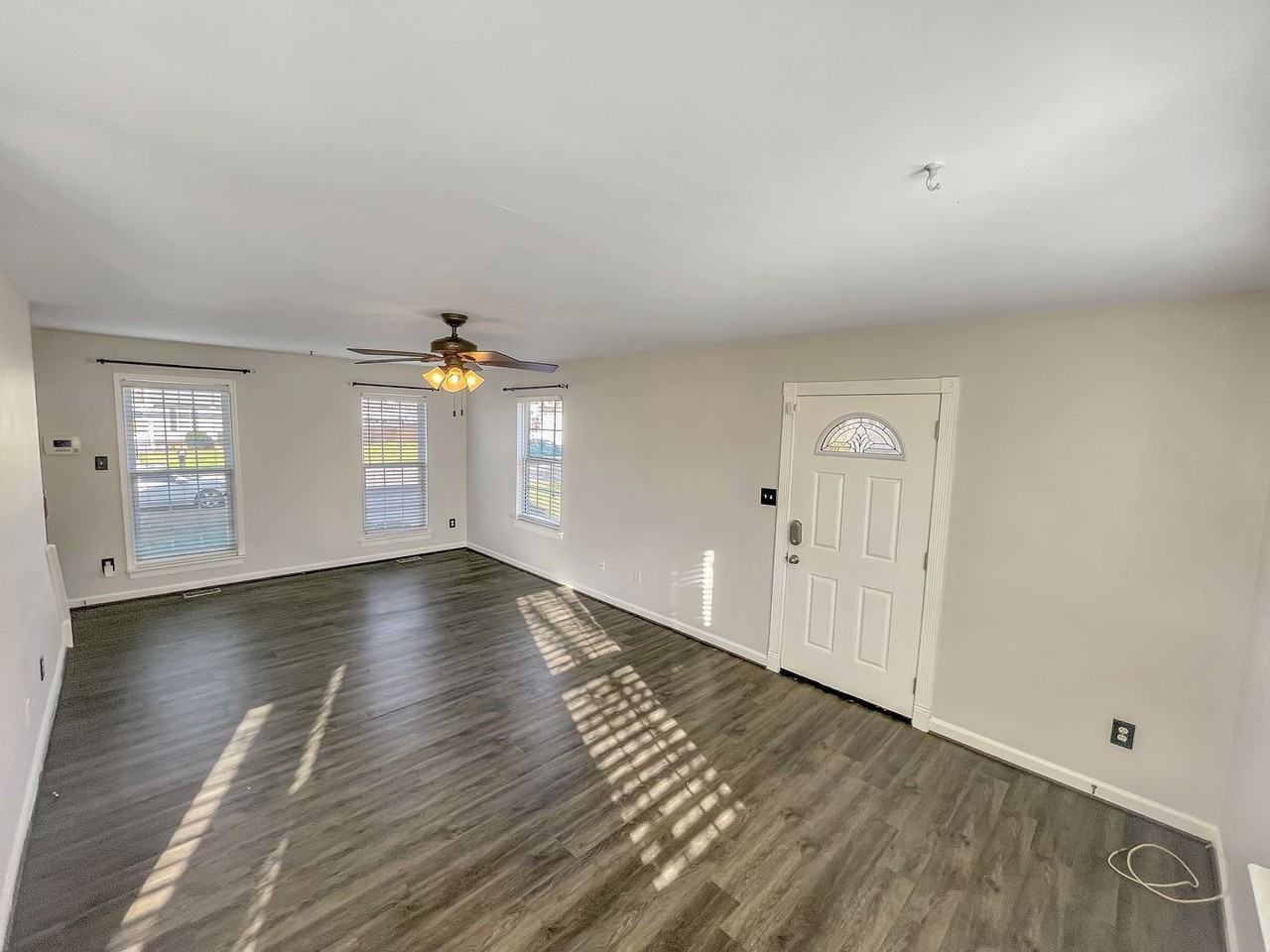 301 Green Hollow Ln - Photo 2 of 24