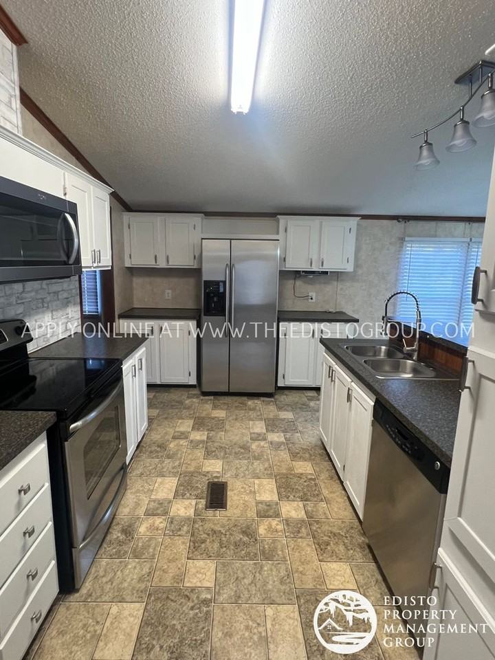 2227 Carver School Rd - Photo 6 of 27