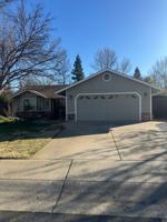 featured image of 809 Fountain Circle