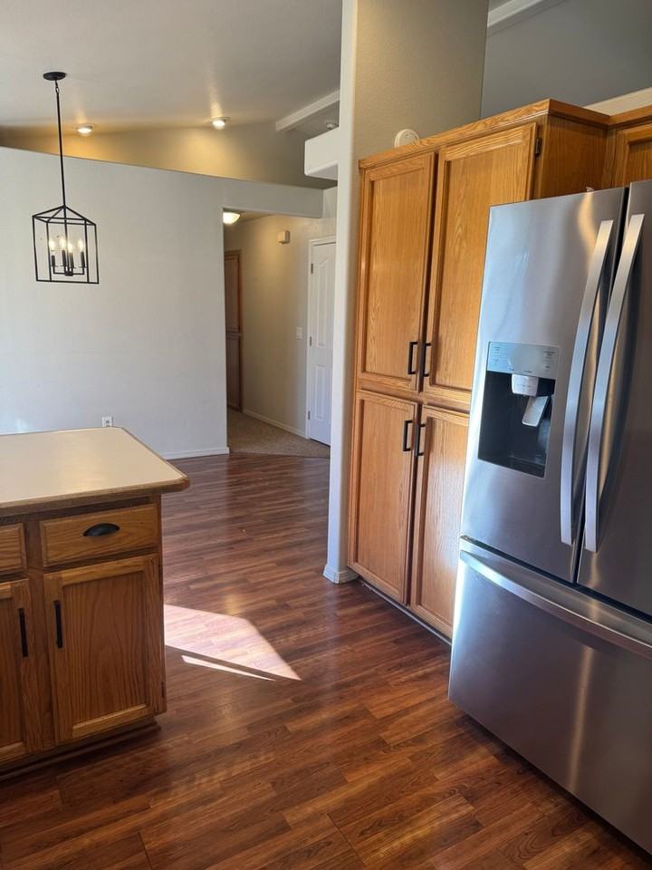 809 Fountain Cir - Photo 6 of 17