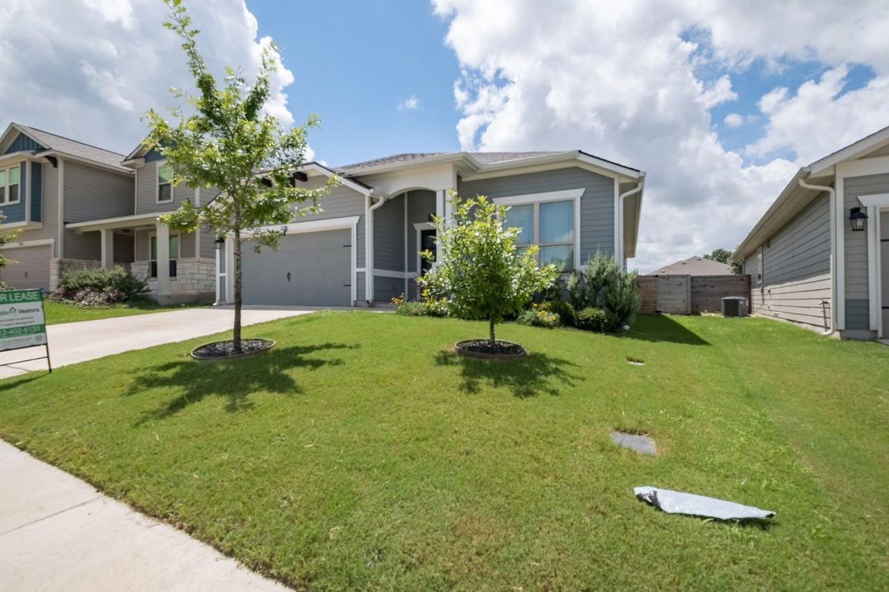 228 Trellis Blvd - Photo 2 of 27