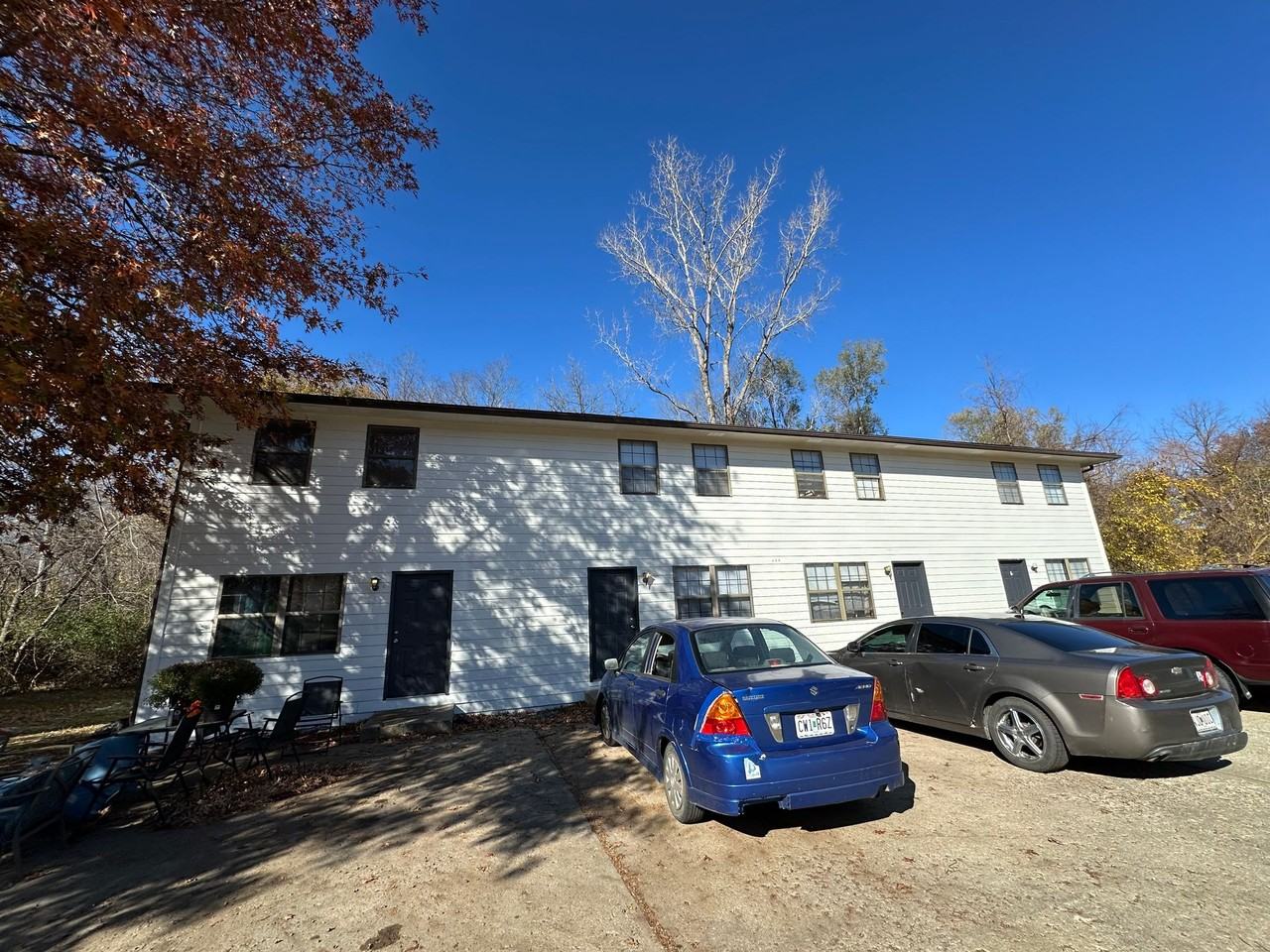 906-908 Deer Run - Photo 2 of 4