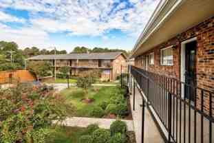 Rolling Hills Apartments - Photo 1 of 1