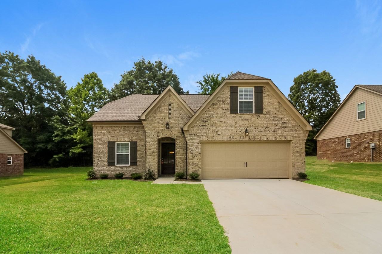 31 Katie Ln - Photo 2 of 12