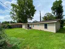 403 Bluebonnet Dr - Photo 1 of 1