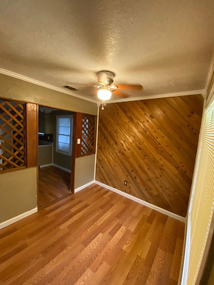 403 Bluebonnet Dr - Photo 5 of 22