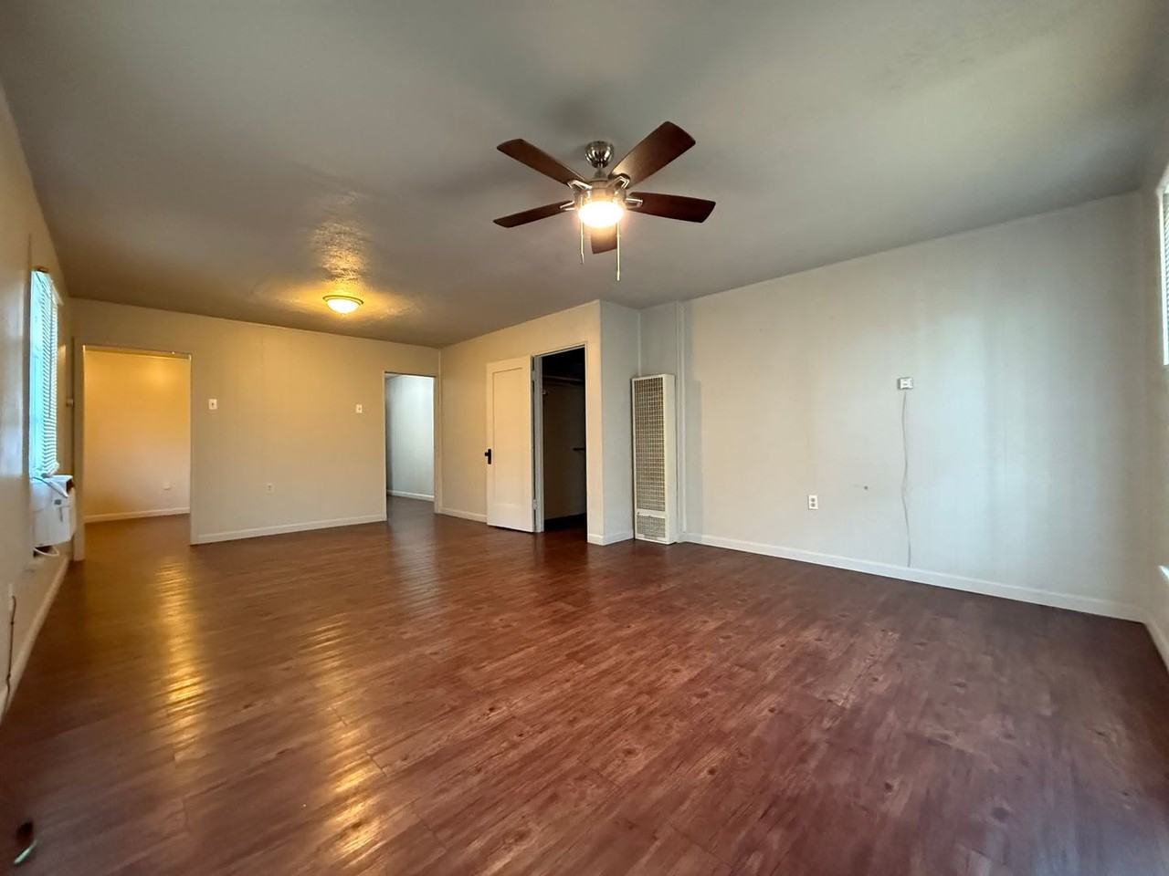 621 Philippine St - Photo 3 of 14