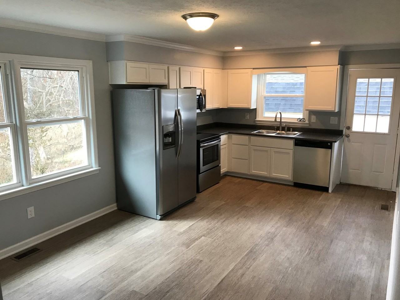 1287 Dotland Cir - Photo 5 of 27