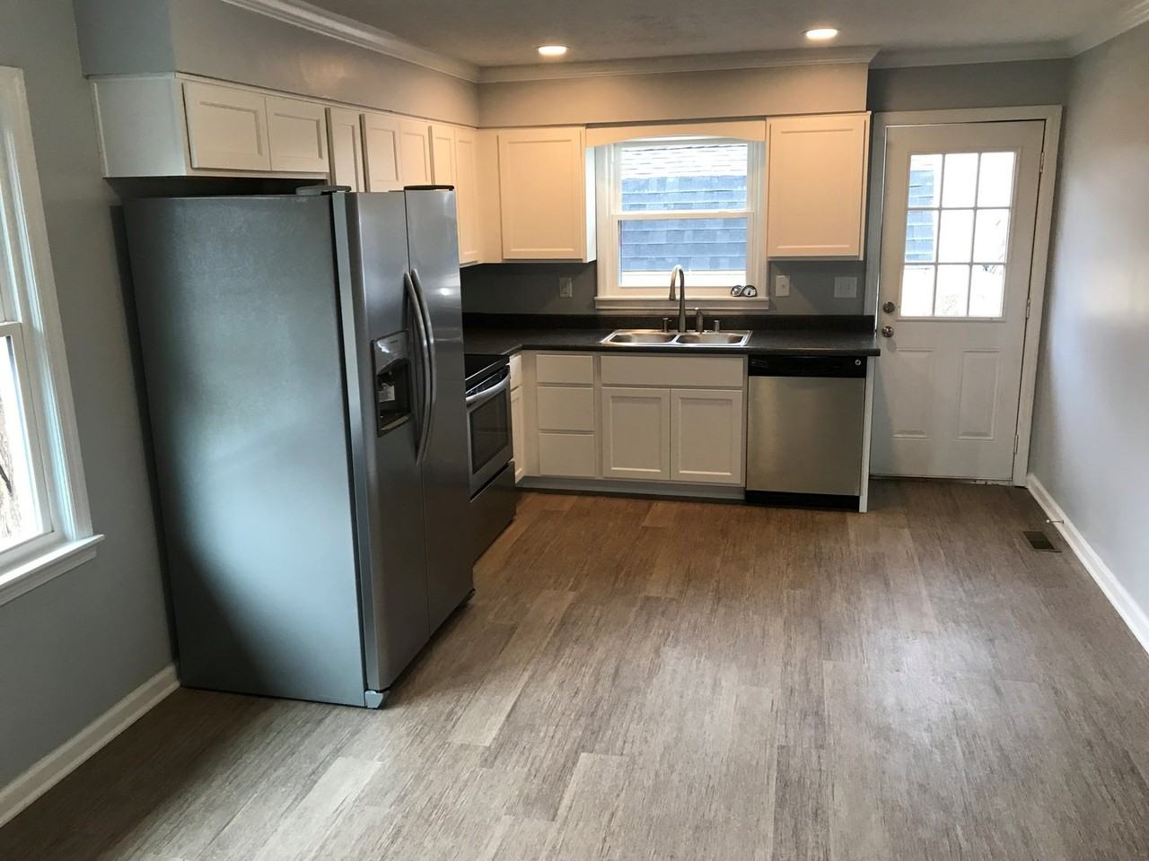 1287 Dotland Cir - Photo 7 of 27