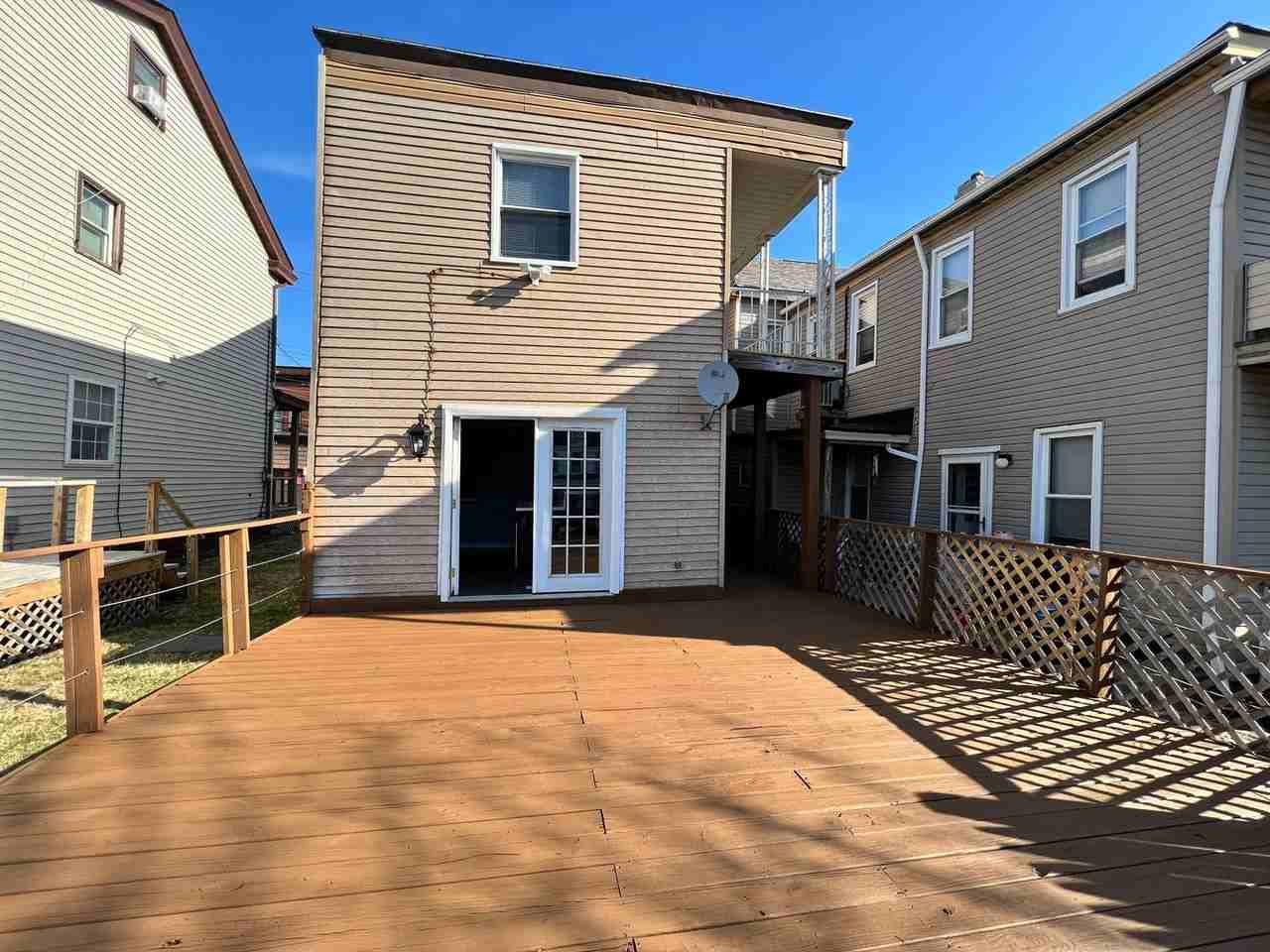 2406 Arlington Ave - Photo 5 of 45