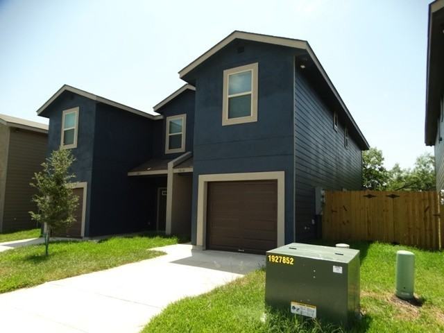 7010 Lakeview Dr #101 - Photo 4 of 50