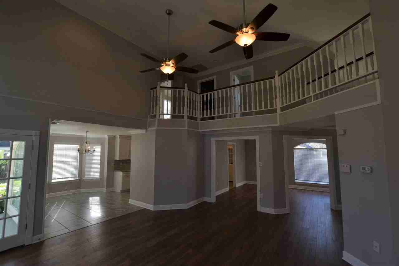 5296 Myrtle Hill Ave - Photo 4 of 44