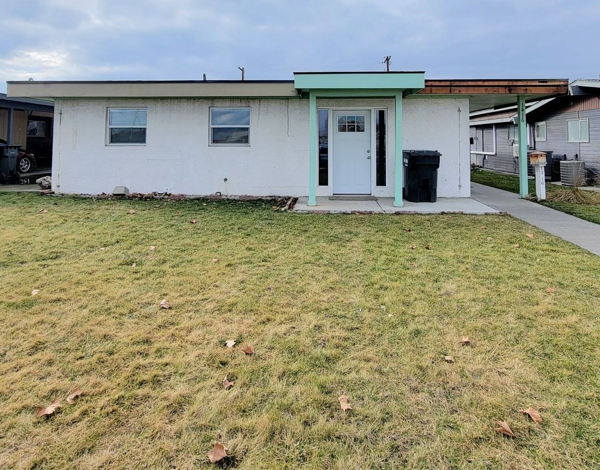 1416 1416 N. 14th ave - 1416 N 14th #A - Photo 2 of 13