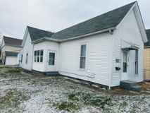 901 E Oak St - Photo 1 of 1