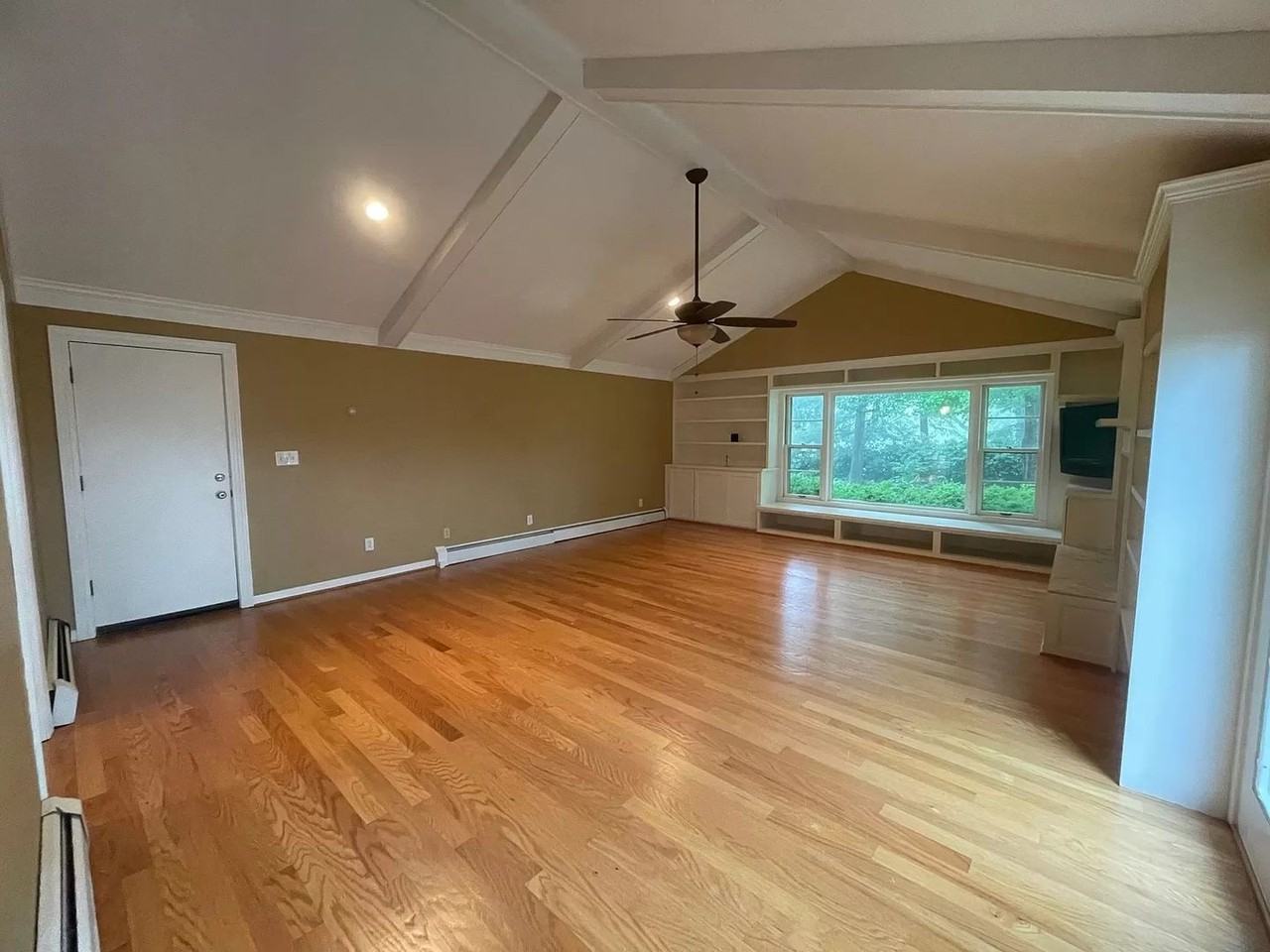 57 Sterling Rd - Photo 7 of 24