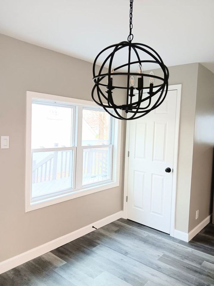 313 E 49th Ave - Photo 6 of 16