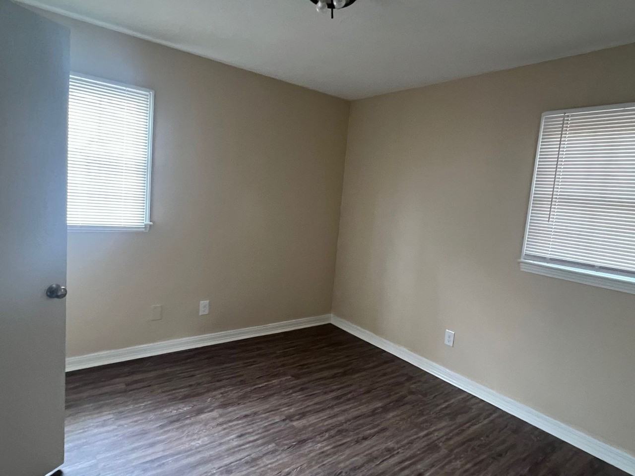 1166 Athey Rd - Photo 3 of 10