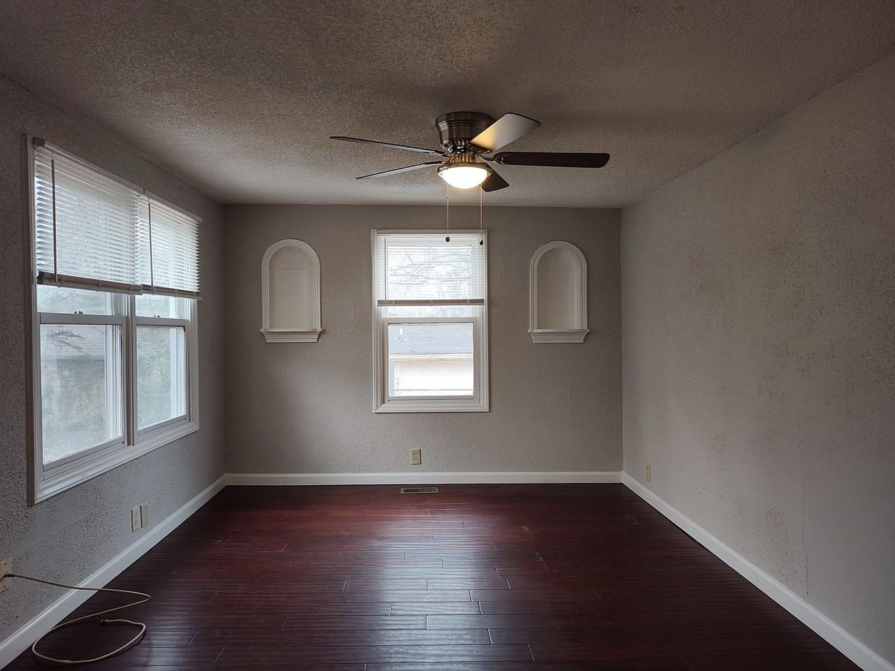 3216 Hawkins Place - Photo 3 of 19