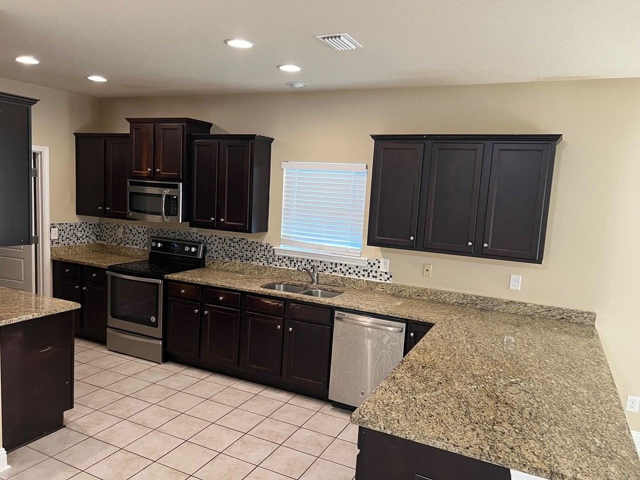 3008 Notsram Ct - Photo 3 of 22