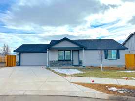 1062 Nw Upas Pl - Photo 1 of 1