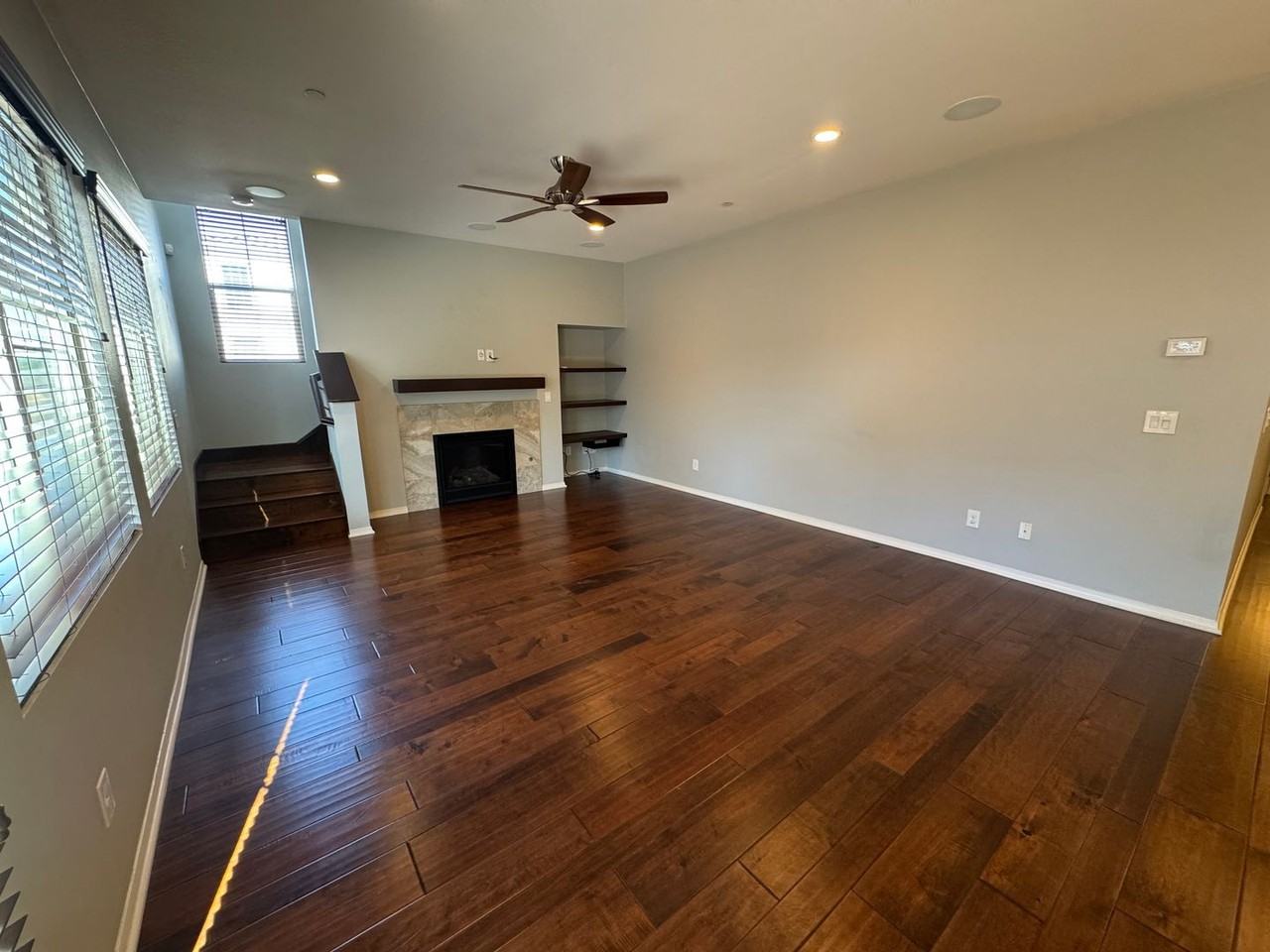 345 Dahlia Way - Photo 6 of 26