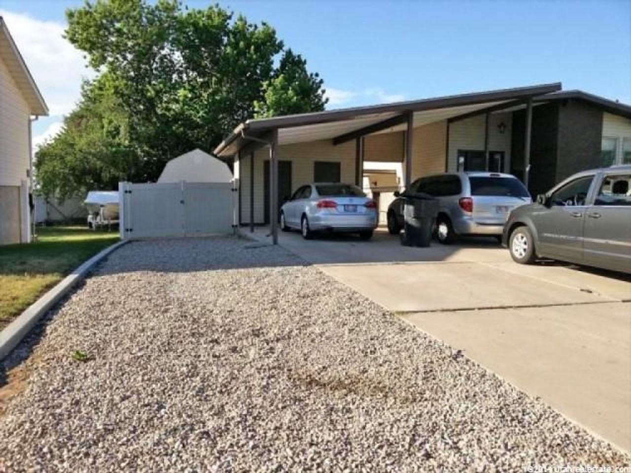 1532 W 1740 N - Photo 2 of 17