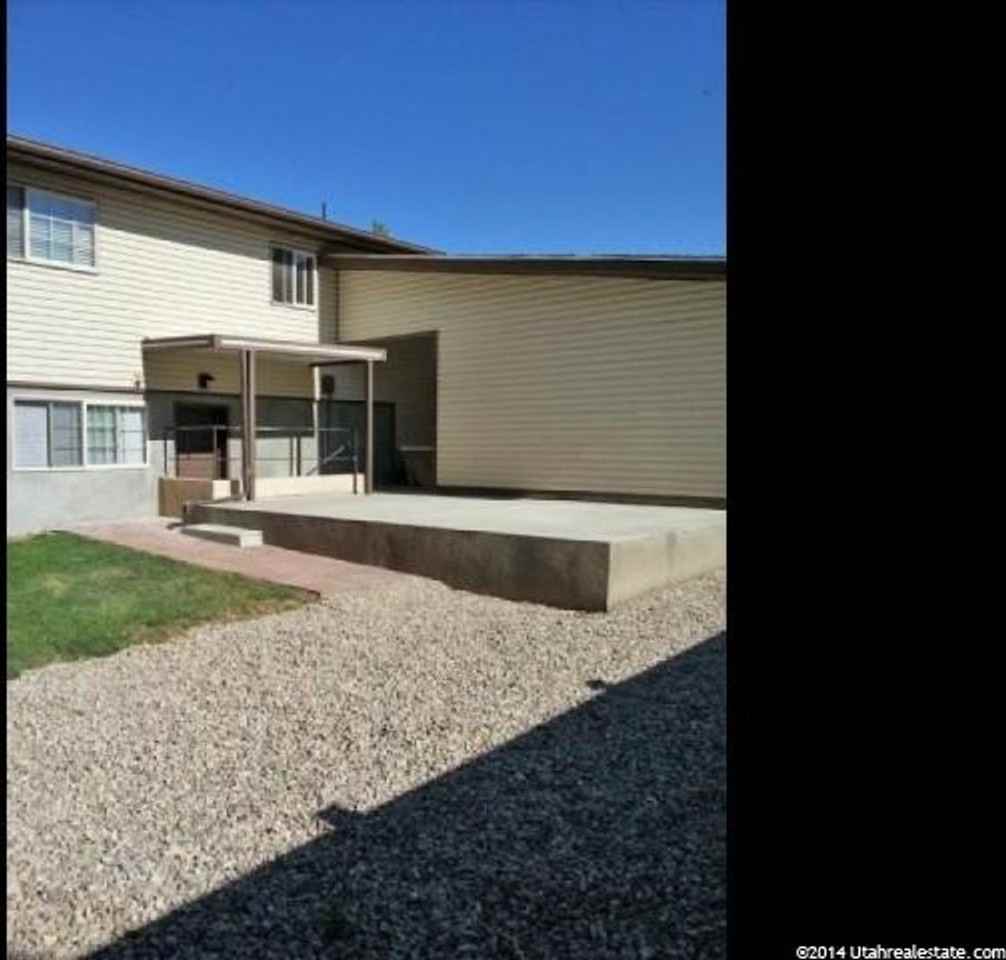 1532 W 1740 N - Photo 4 of 19