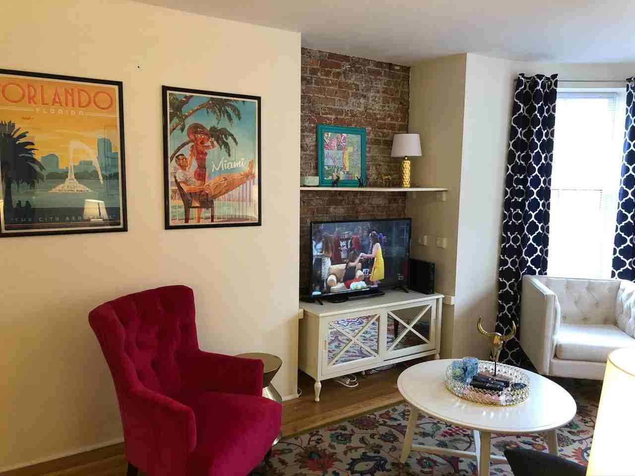 88 Saint Botolph St - Photo 2 of 8