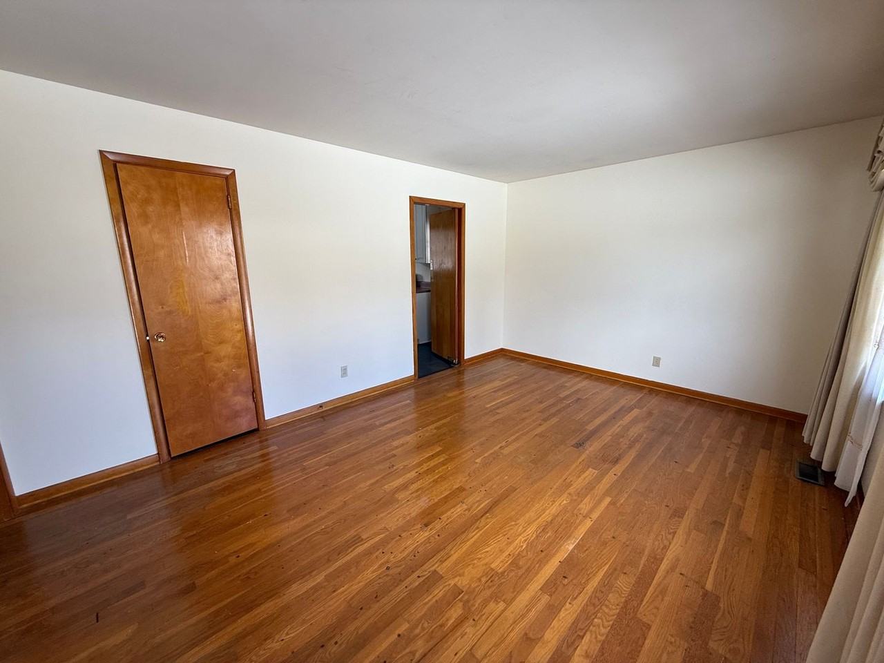 4211 Teejay Dr Nw - Photo 2 of 8