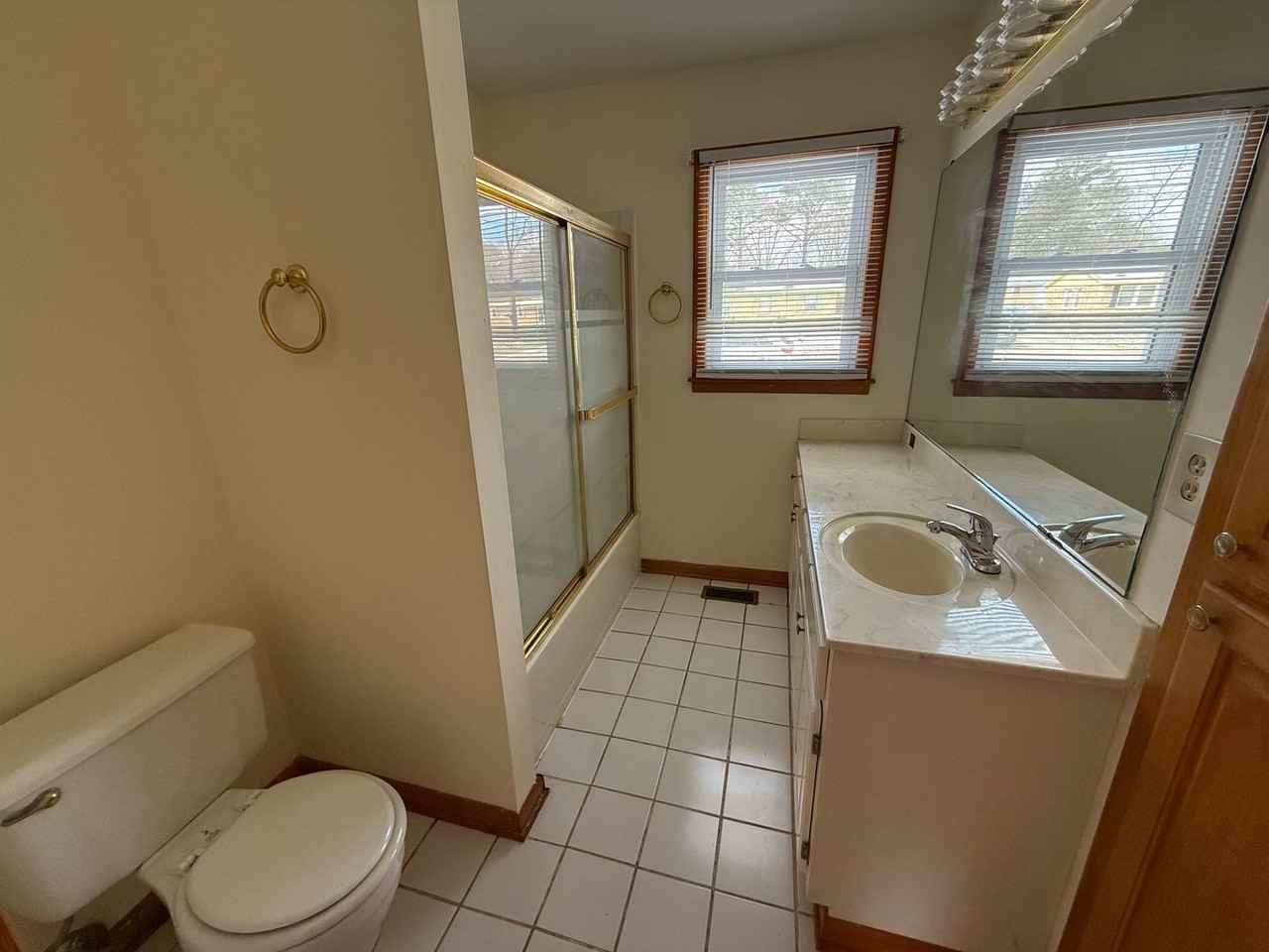 4211 Teejay Dr Nw - Photo 5 of 8