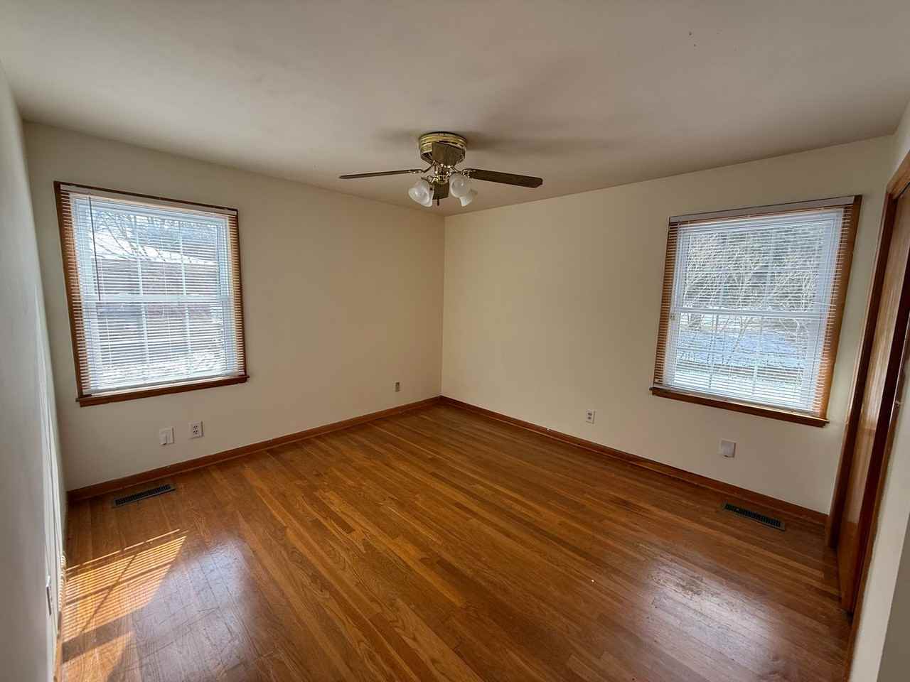 4211 Teejay Dr Nw - Photo 6 of 8