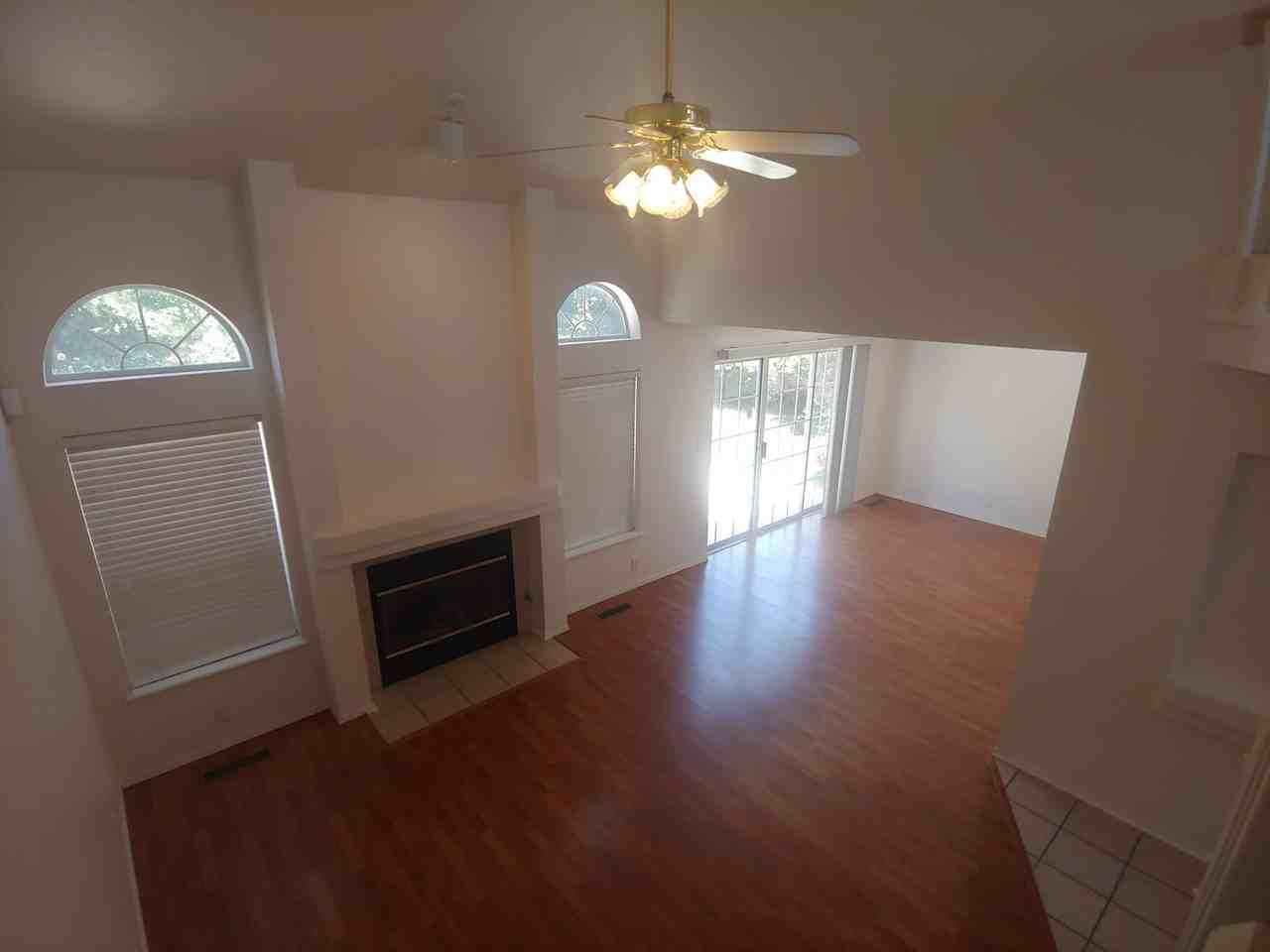 1240 Setter Dr Ne - Photo 5 of 17