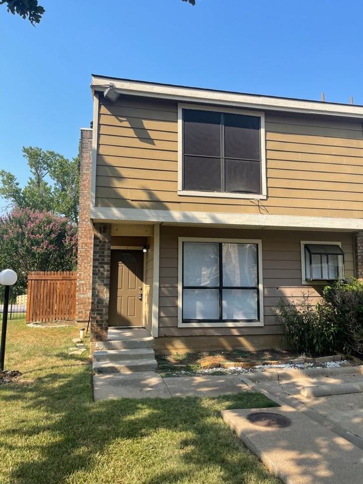 2128 Park Willow Ln - Photo 2 of 18
