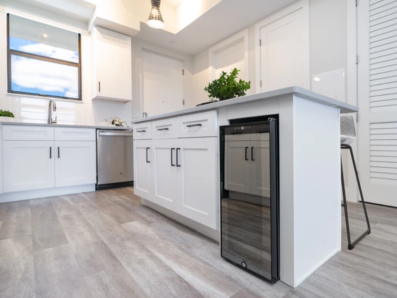 Mercer Park Apartments - Photo 3 of 44