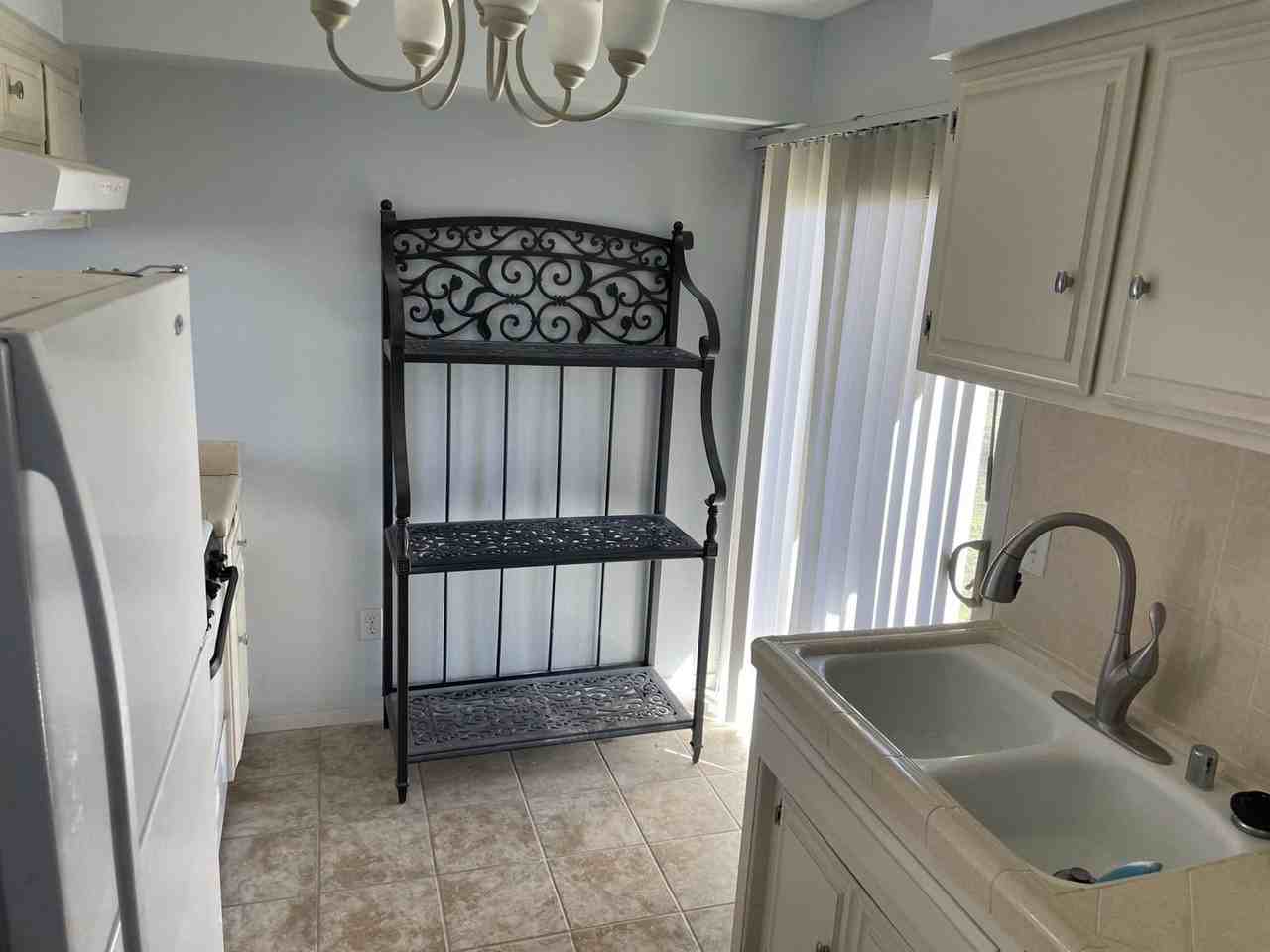 18241 Saint Andrews Dr #301 - Photo 7 of 15