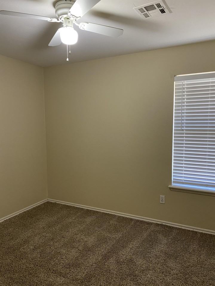 5901 Se 88th St - Photo 6 of 21