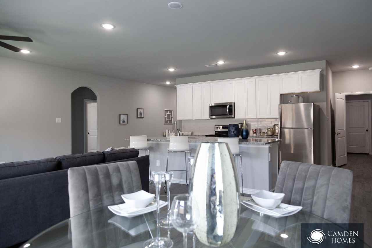 2112 Caraway Court - Photo 3 of 9