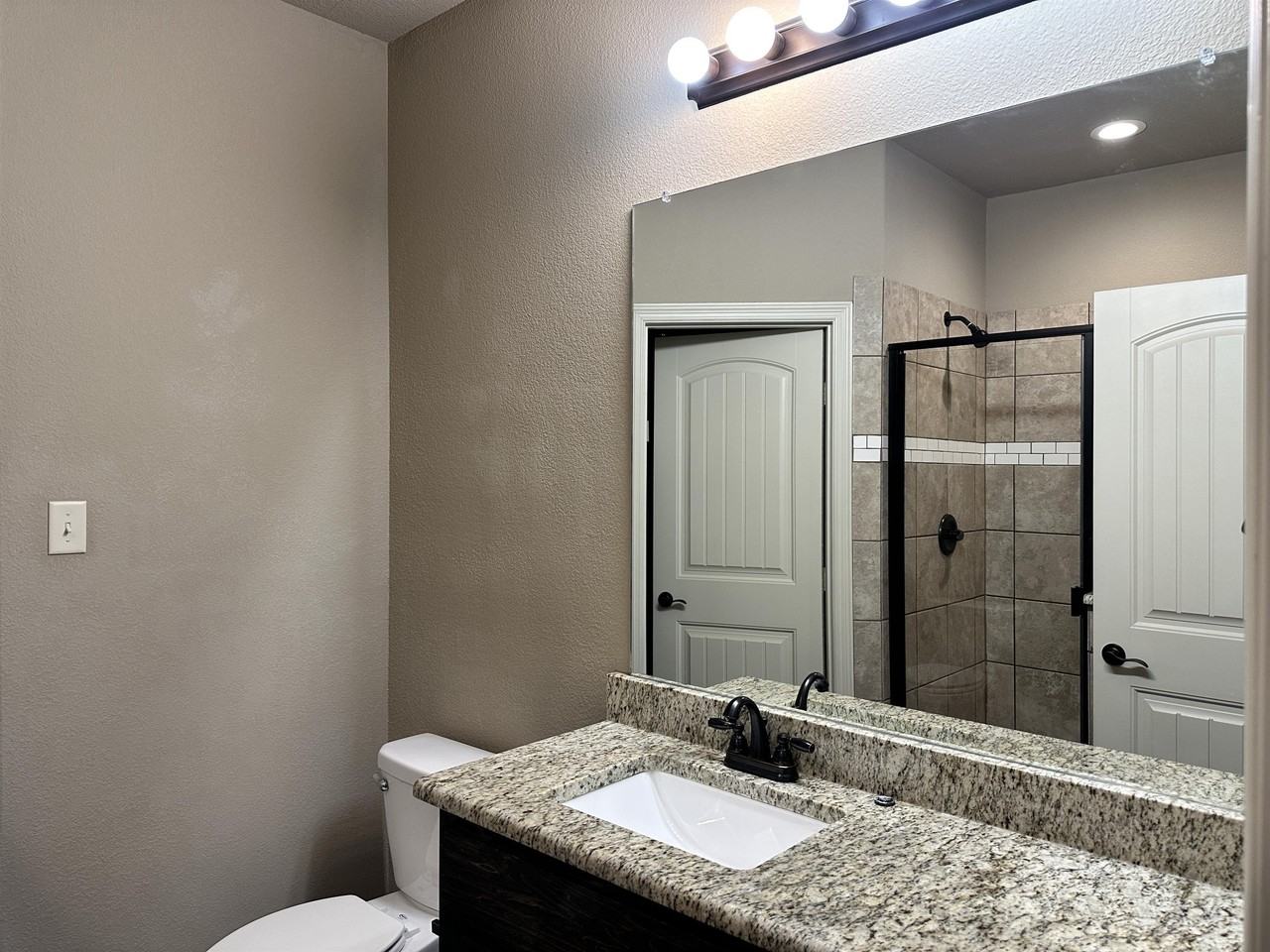 507 Baylor Dr #1 - Photo 4 of 9