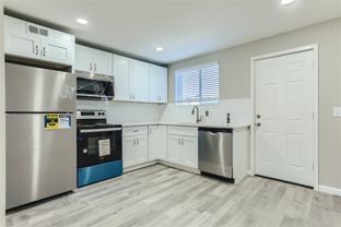 2545 Kenton Street #B - Photo 1 of 1