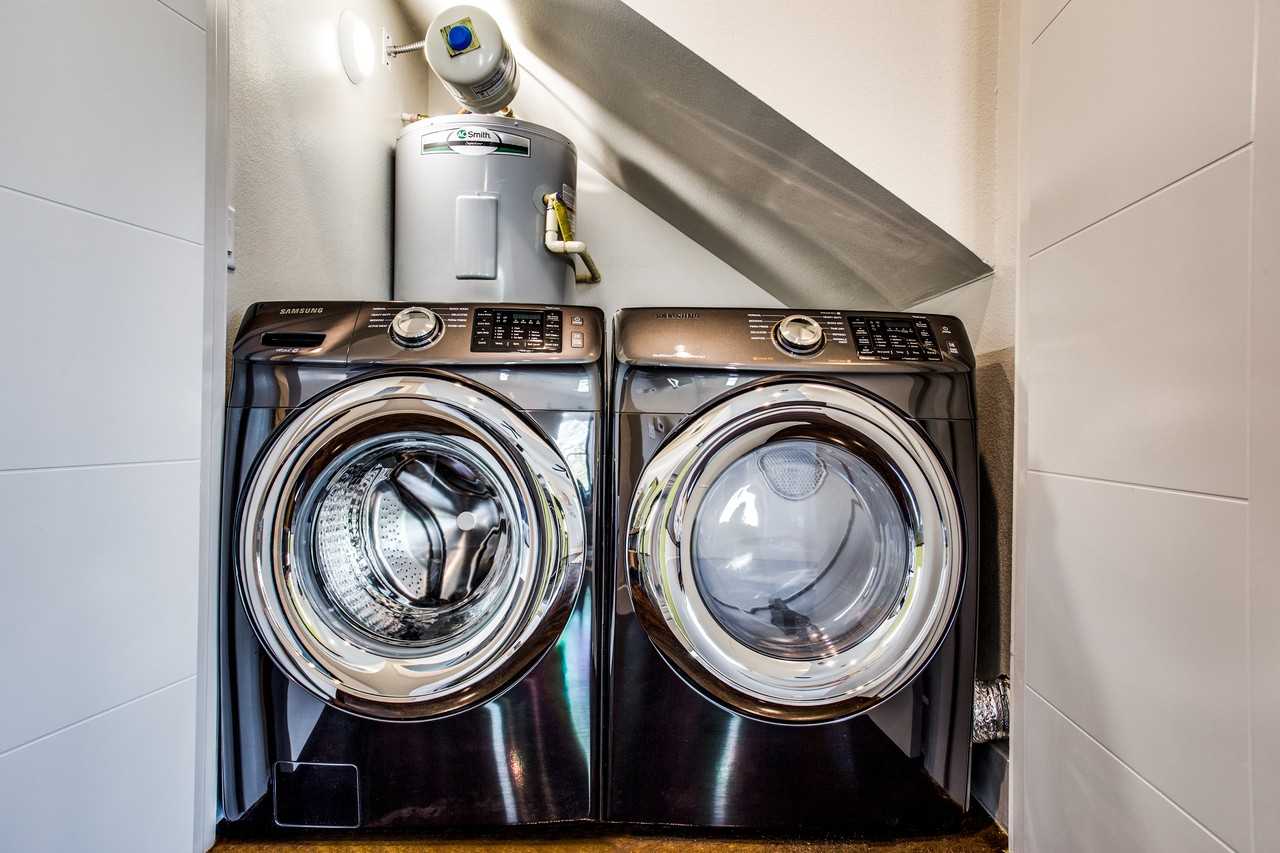 3137 Lubbock Ave - Photo 7 of 11