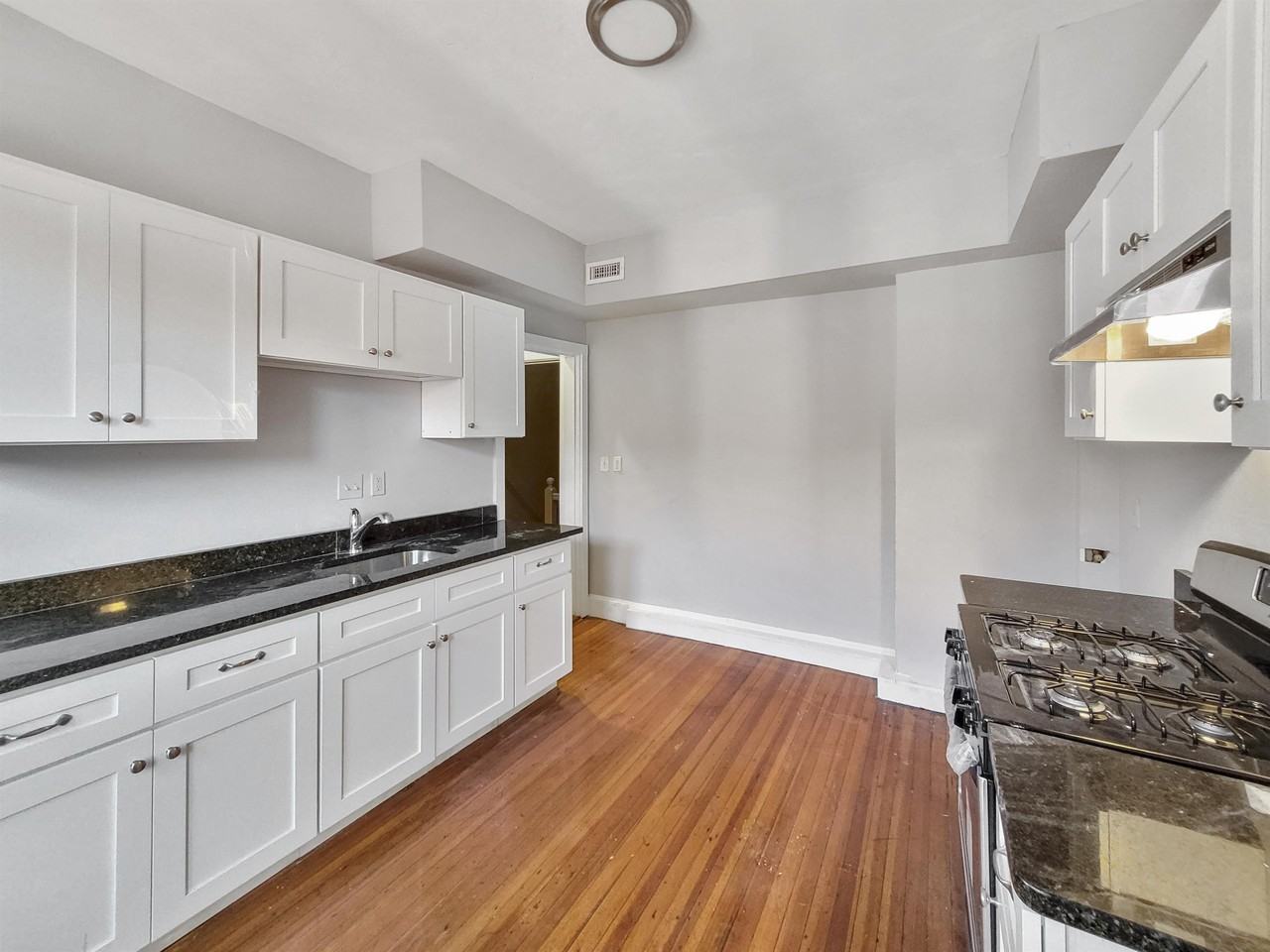 43 Mount Pleasant Avenuemount Pleasant Avenue #3 - Photo 5 of 11