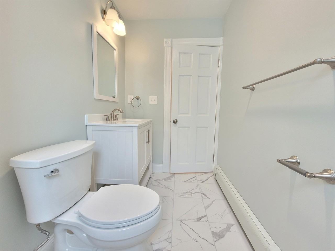 114 Falcon Streetfalcon Street #2 - Photo 4 of 10